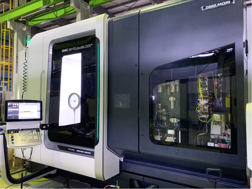 Vertical 5-axis machining centers